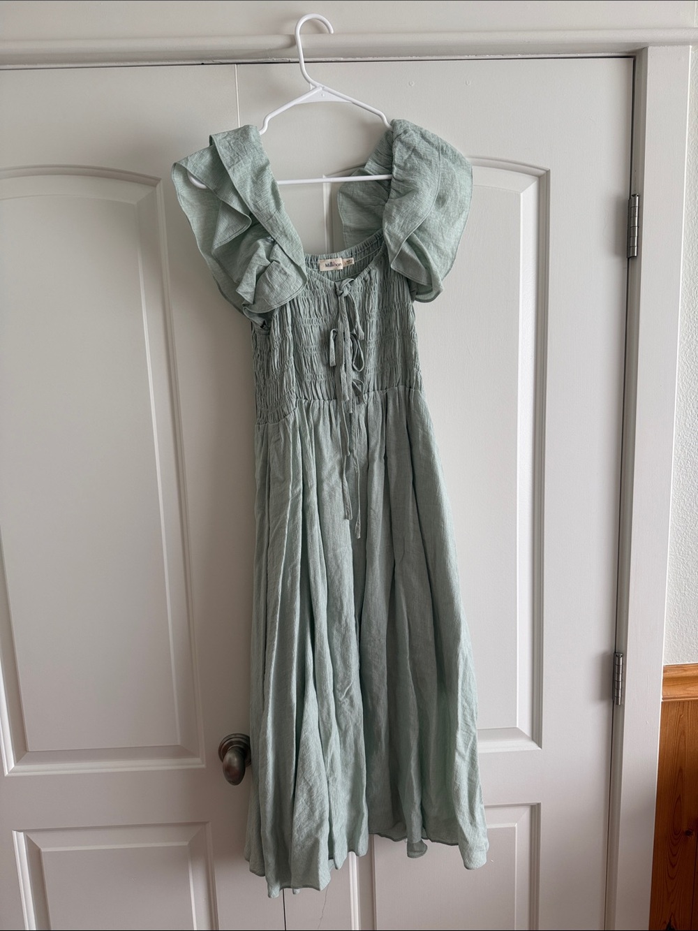Women’s Midi Dress in Sage Green Size S